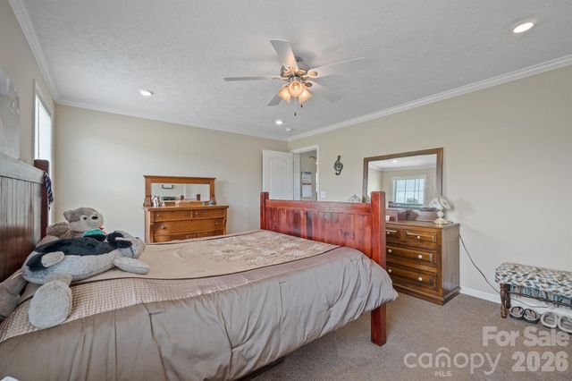 308 Laurel Ridge Drive, Lincolnton, NC 28092