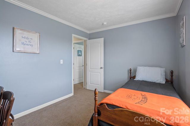 308 Laurel Ridge Drive, Lincolnton, NC 28092