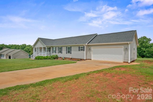 308 Laurel Ridge Drive, Lincolnton, NC 28092