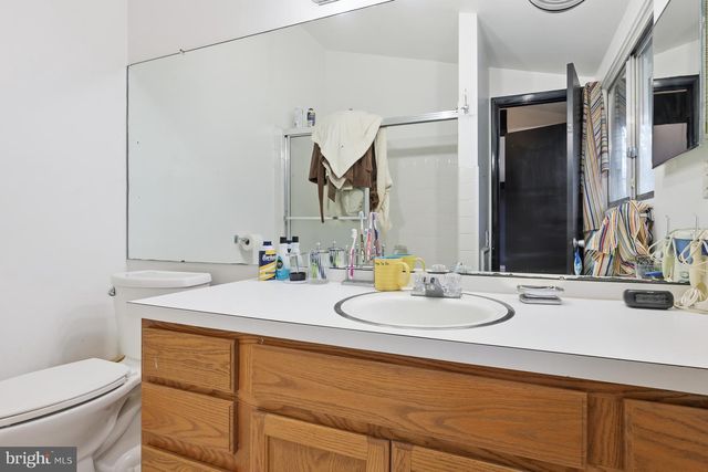 5 YORKRIDGE TRL, Hockessin, DE 19707