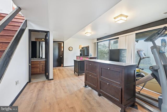 5 YORKRIDGE TRL, Hockessin, DE 19707