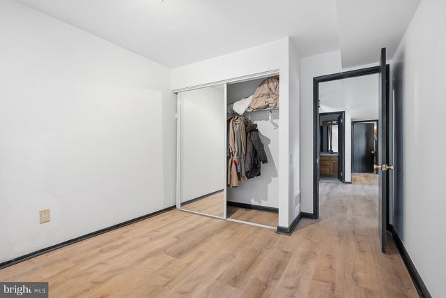 5 YORKRIDGE TRL, Hockessin, DE 19707