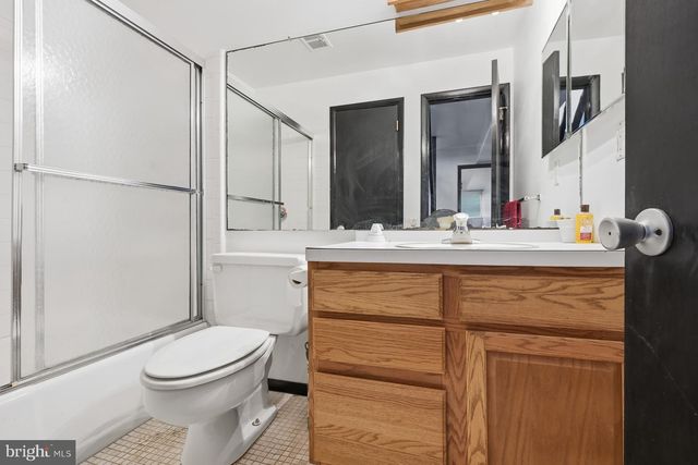 5 YORKRIDGE TRL, Hockessin, DE 19707