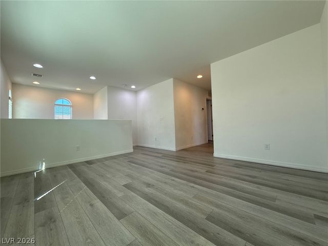 10208 Arch Bluff Street, Las Vegas, NV 89178