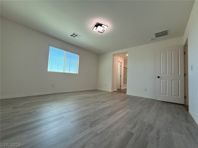 10208 Arch Bluff Street, Las Vegas, NV 89178