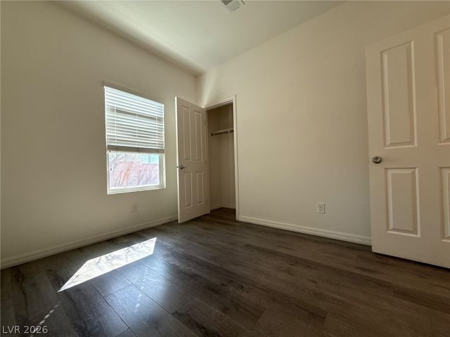 10208 Arch Bluff Street, Las Vegas, NV 89178