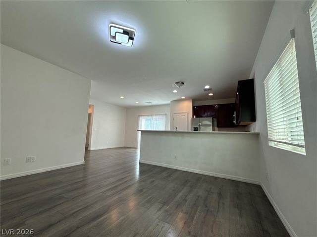 10208 Arch Bluff Street, Las Vegas, NV 89178