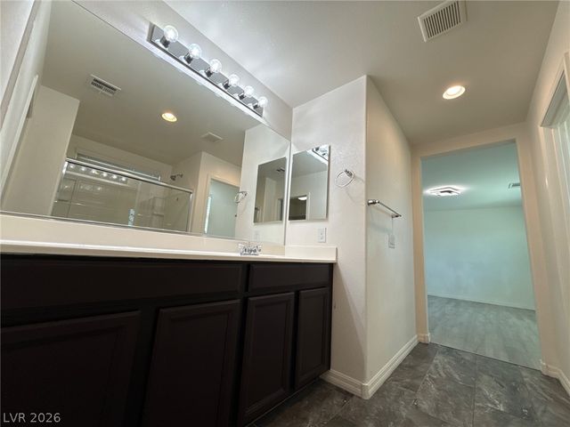 10208 Arch Bluff Street, Las Vegas, NV 89178