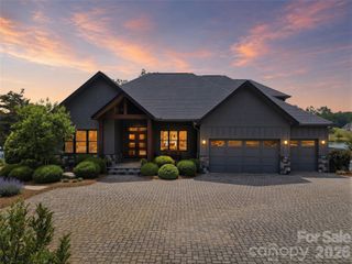 984 Mapleton Lane, Columbus, NC 28722