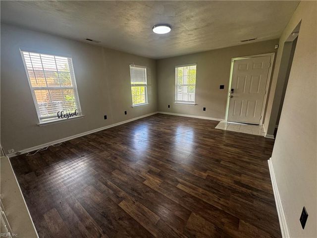 1314 Summit AVE, Portsmouth, VA 23704