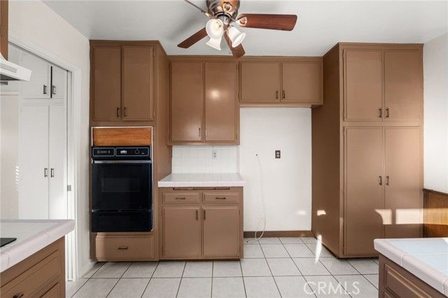 871 S Fairmont Way, Orange, CA 92869