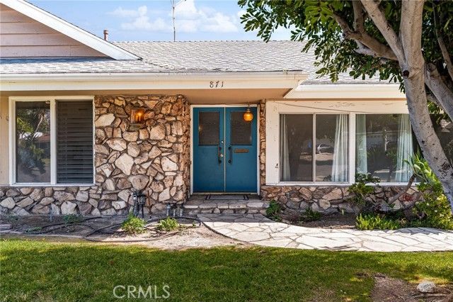871 S Fairmont Way, Orange, CA 92869