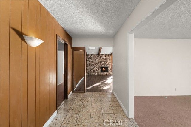 871 S Fairmont Way, Orange, CA 92869