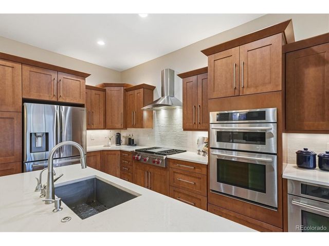 5980 S Race Ct, Centennial, CO 80121
