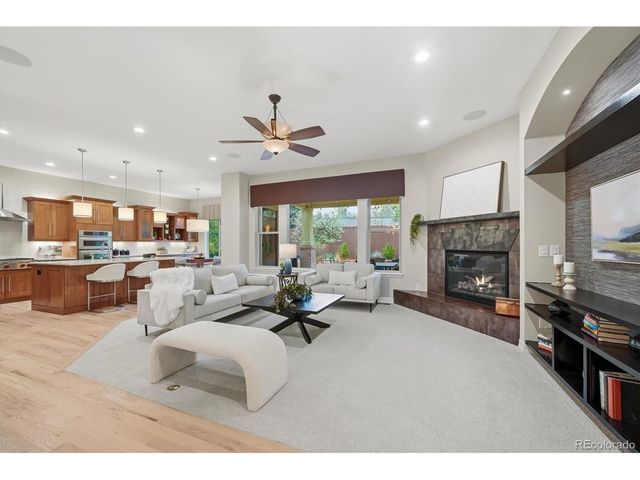 5980 S Race Ct, Centennial, CO 80121