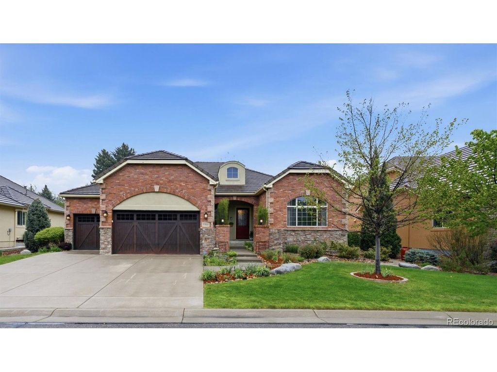 5980 S Race Ct, Centennial, CO 80121
