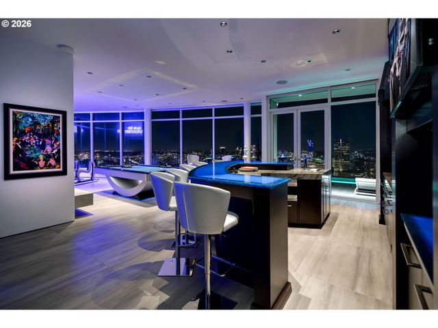 1305 Sw MYRTLE Ct, Portland, OR 97201