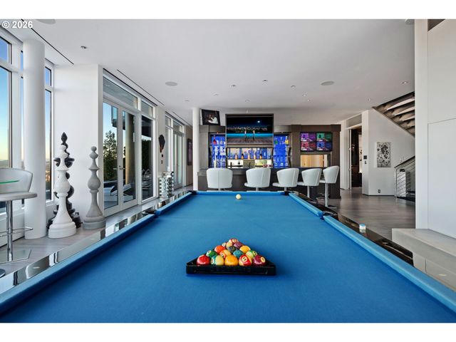 1305 Sw MYRTLE Ct, Portland, OR 97201