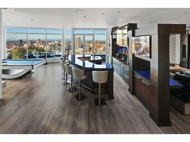 1305 Sw MYRTLE Ct, Portland, OR 97201