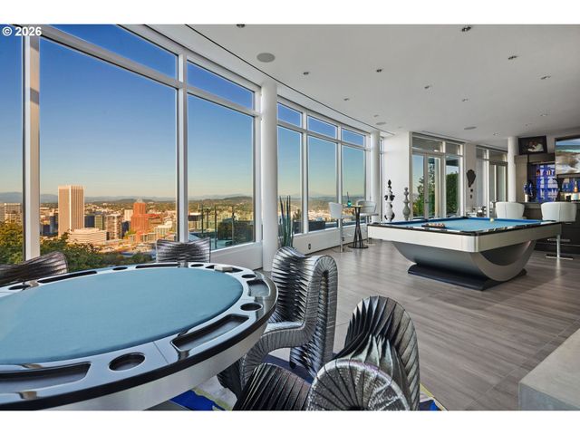 1305 Sw MYRTLE Ct, Portland, OR 97201