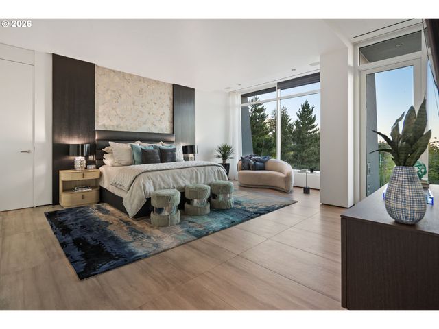 1305 Sw MYRTLE Ct, Portland, OR 97201