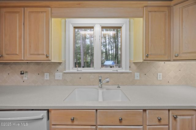 2305 Fieldstone Place, Greenville, NC 27858
