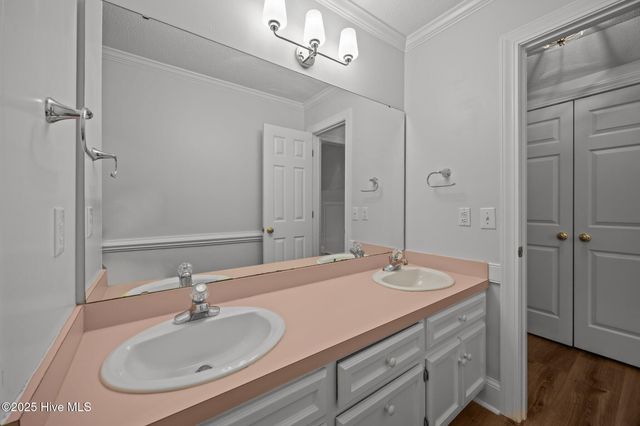 2305 Fieldstone Place, Greenville, NC 27858