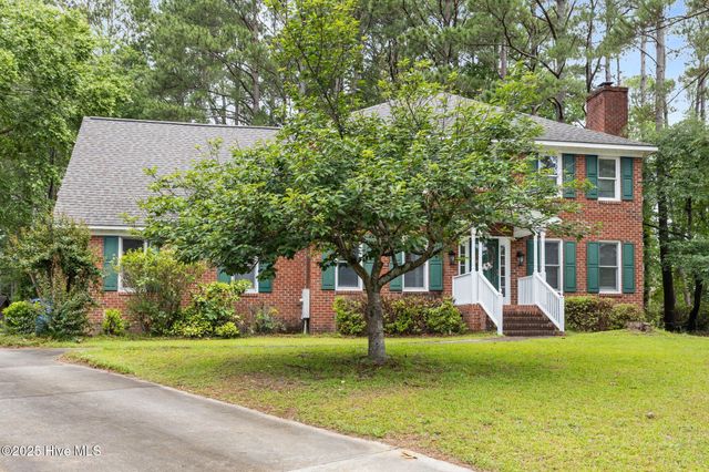 2305 Fieldstone Place, Greenville, NC 27858