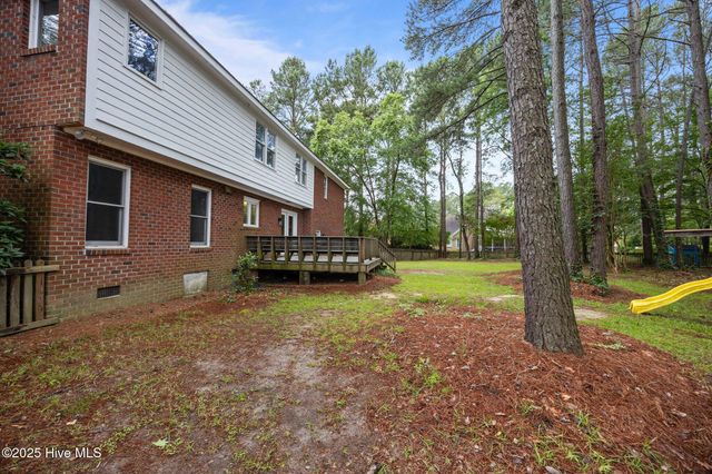 2305 Fieldstone Place, Greenville, NC 27858