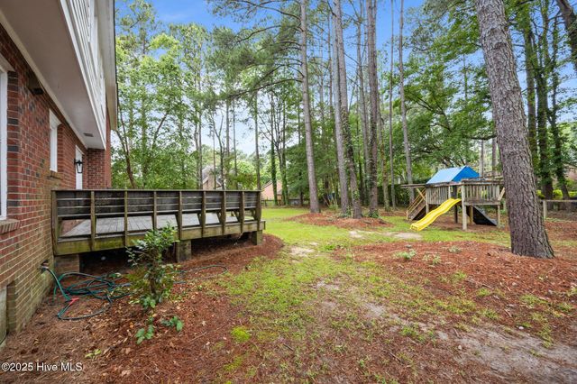 2305 Fieldstone Place, Greenville, NC 27858