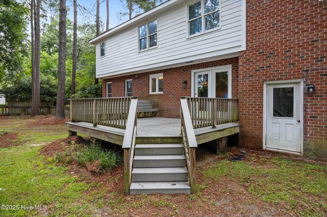2305 Fieldstone Place, Greenville, NC 27858
