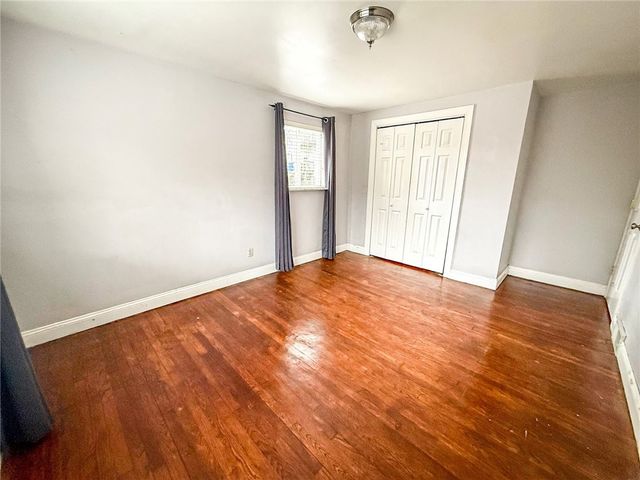 104 Lakewood Dr, Center Twp, PA 16001