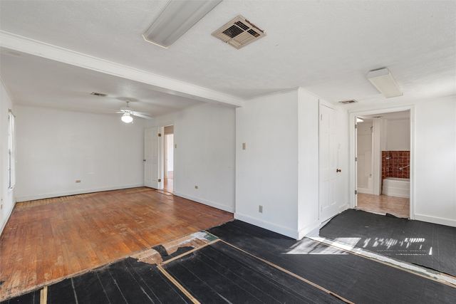 12145 Tree Lake Drive, Waco, TX 76708