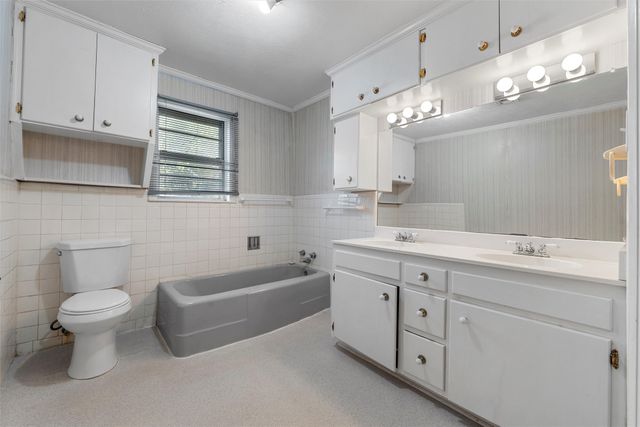 12145 Tree Lake Drive, Waco, TX 76708