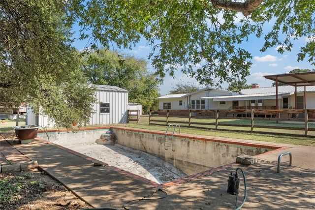 12145 Tree Lake Drive, Waco, TX 76708