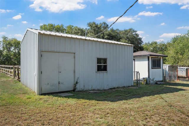 12145 Tree Lake Drive, Waco, TX 76708