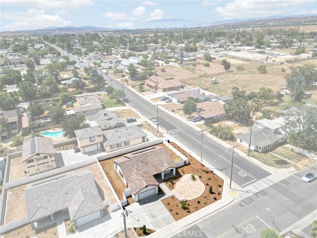 595 E 12th Street, Beaumont, CA 92223