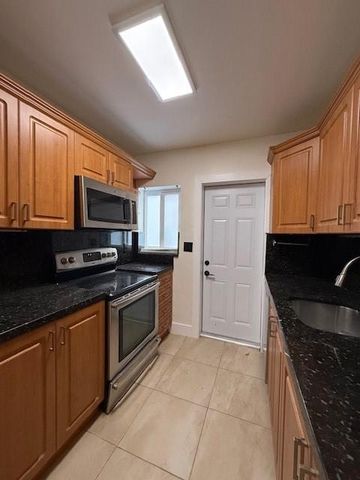 1621 NE 16th Ter 1621, Fort Lauderdale, FL 33305