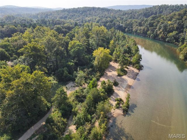 56 Lueckle Drive, Van Buren, MO 63965