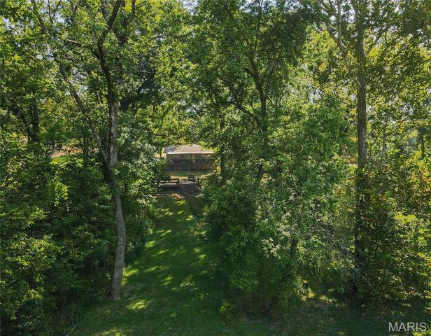 56 Lueckle Drive, Van Buren, MO 63965