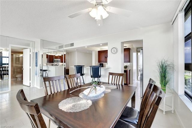 260 Seaview CT # 906, Marco Island, FL 34145