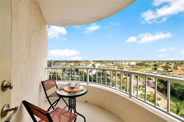 260 Seaview CT # 906, Marco Island, FL 34145