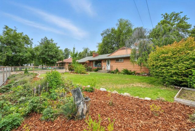 607 N Willow Rd, Spokane Valley, WA 99206