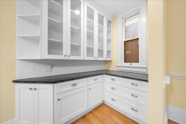 442 Summit Avenue 4, Saint Paul, MN 55102