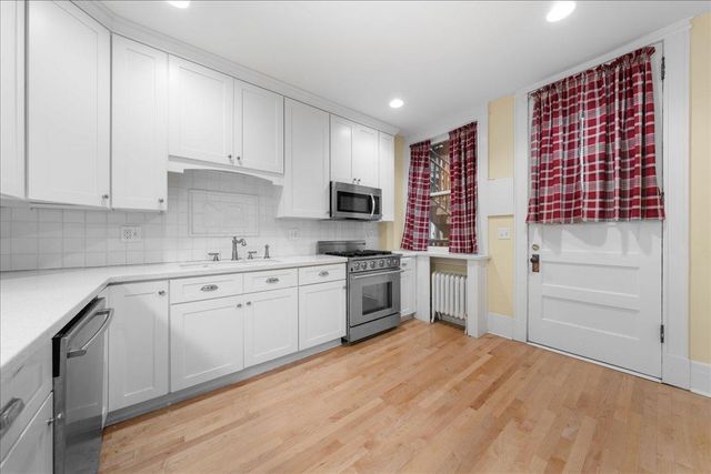 442 Summit Avenue 4, Saint Paul, MN 55102