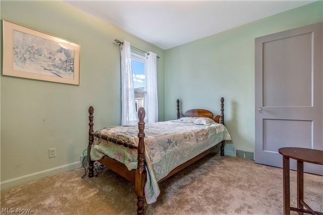 2464 S Freedom Avenue, Alliance, OH 44601