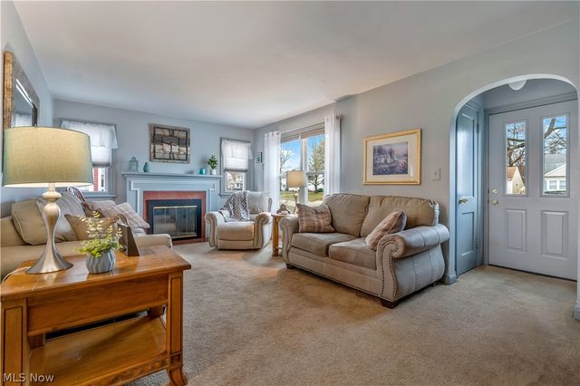 2464 S Freedom Avenue, Alliance, OH 44601