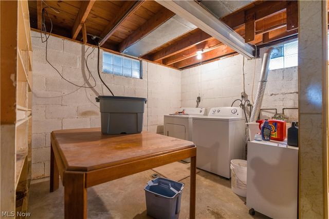 2464 S Freedom Avenue, Alliance, OH 44601