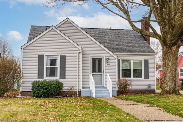 2464 S Freedom Avenue, Alliance, OH 44601