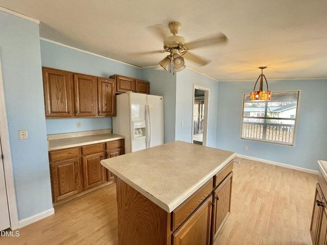 1800 Nc 49, Burlington, NC 27217